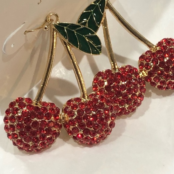 Gold tone ruby red gemstone cherry on stem dangling earrings new - Picture 9 of 16